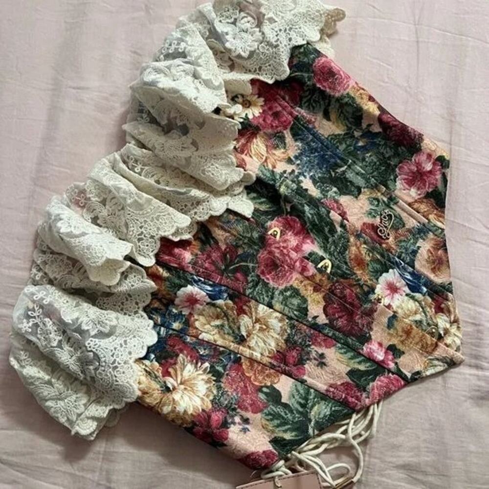 Lacemade Lace & Floral Corset Top – Romantic Cottagecore Elegance